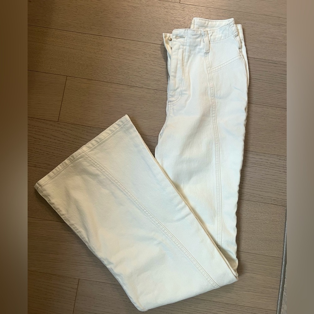 Free People white flare jeans - worn once